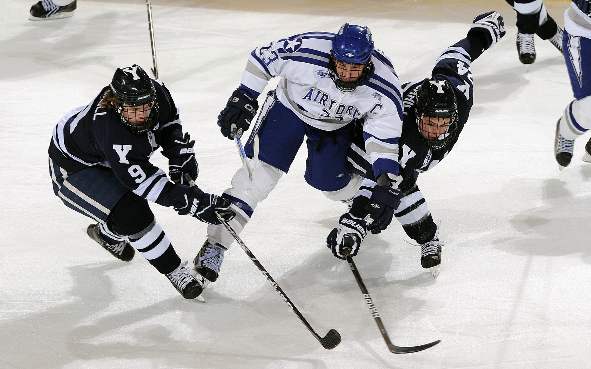 热刺的引援策略:波斯特科格鲁渴望加强防线,热刺波叔去哪了